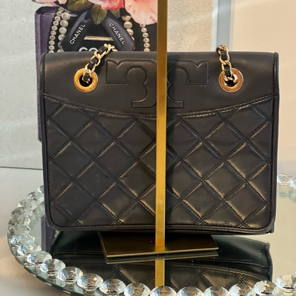 Tory Burch dark blue Quilted savannah convertible. Shoulder or crossbody bag - Picture 7 of 16